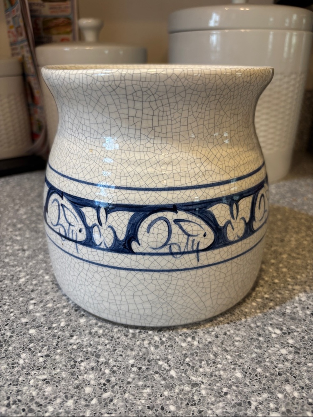 Vintage Dedham Rabbit Pottery Blue and White Crackle Jar without top